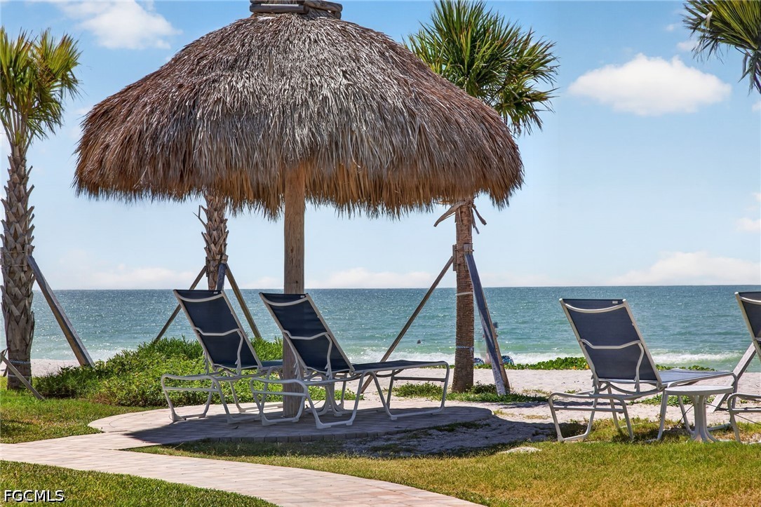 2445 Gulf Unit A2, Sanibel, FL 33957