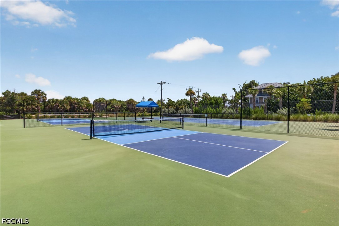 2445 Gulf Unit A2, Sanibel, FL 33957