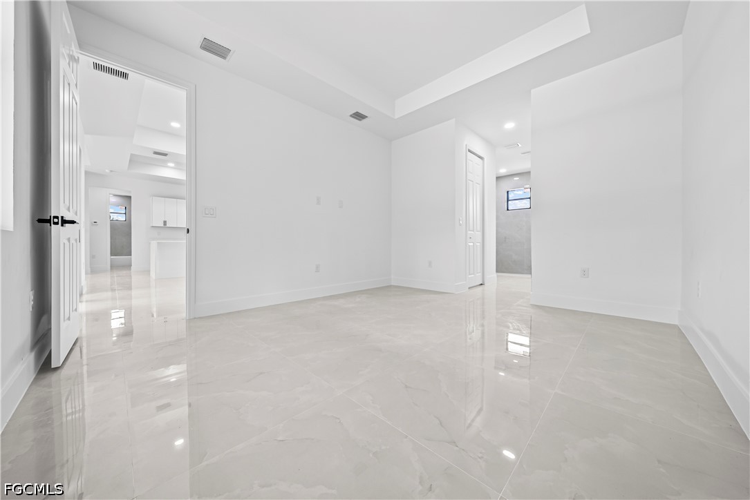 439 Redwing, Lehigh Acres, FL 33974
