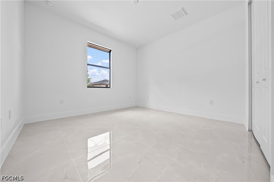439 Redwing, Lehigh Acres, FL 33974