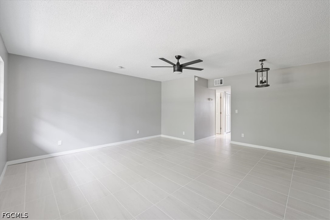 3225 Riverside Unit 63f, Fort Myers, FL 33916