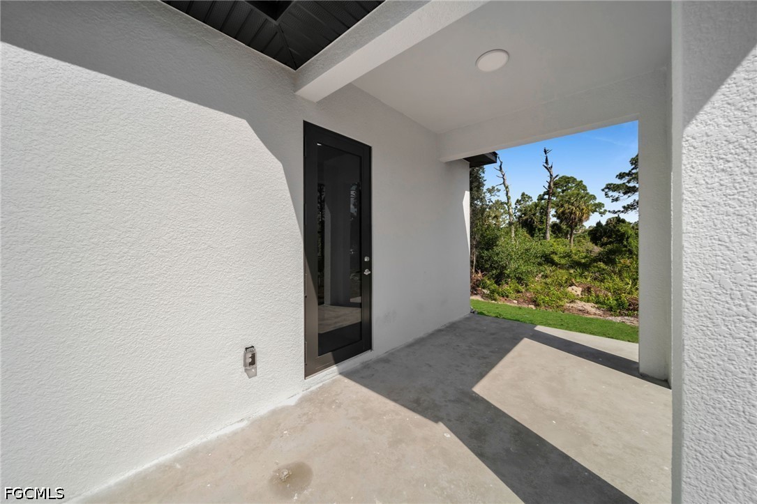 347 Columbus, Lehigh Acres, FL 33974