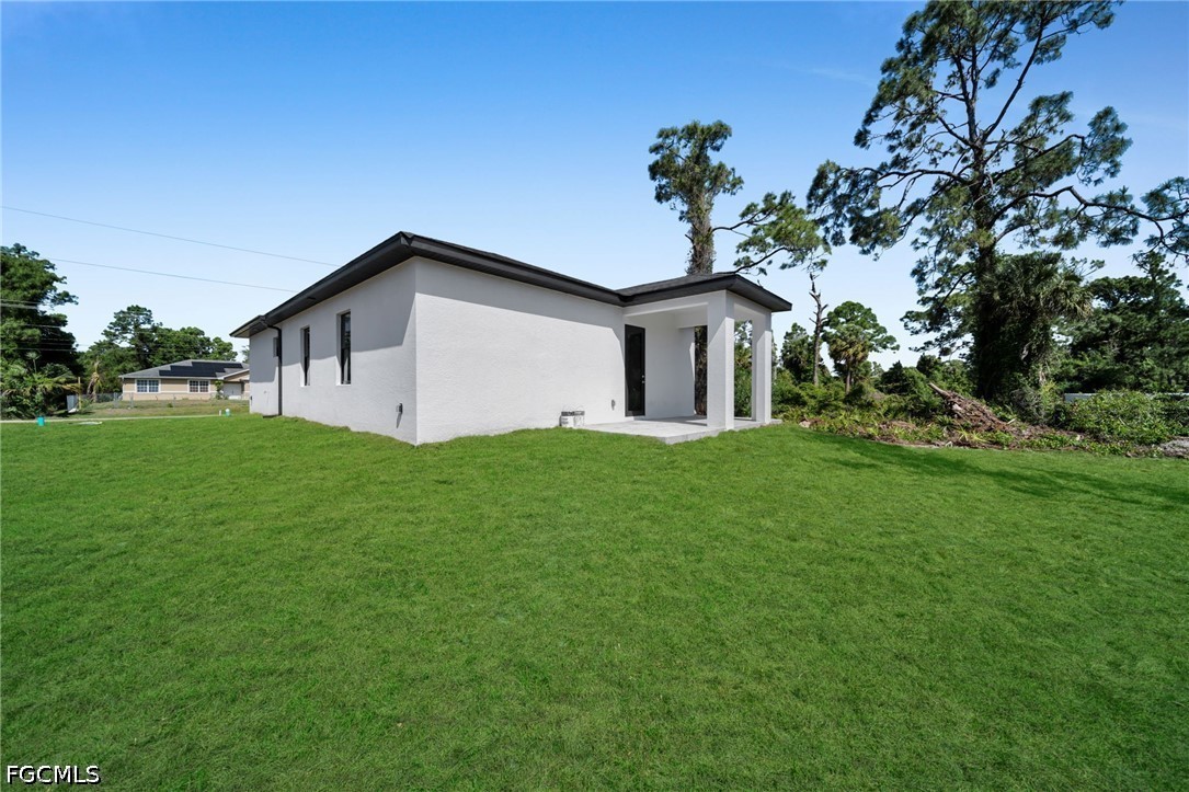 347 Columbus, Lehigh Acres, FL 33974