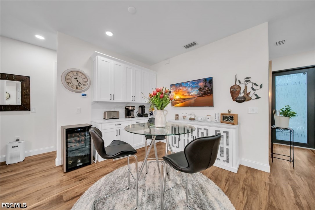 DiningArea