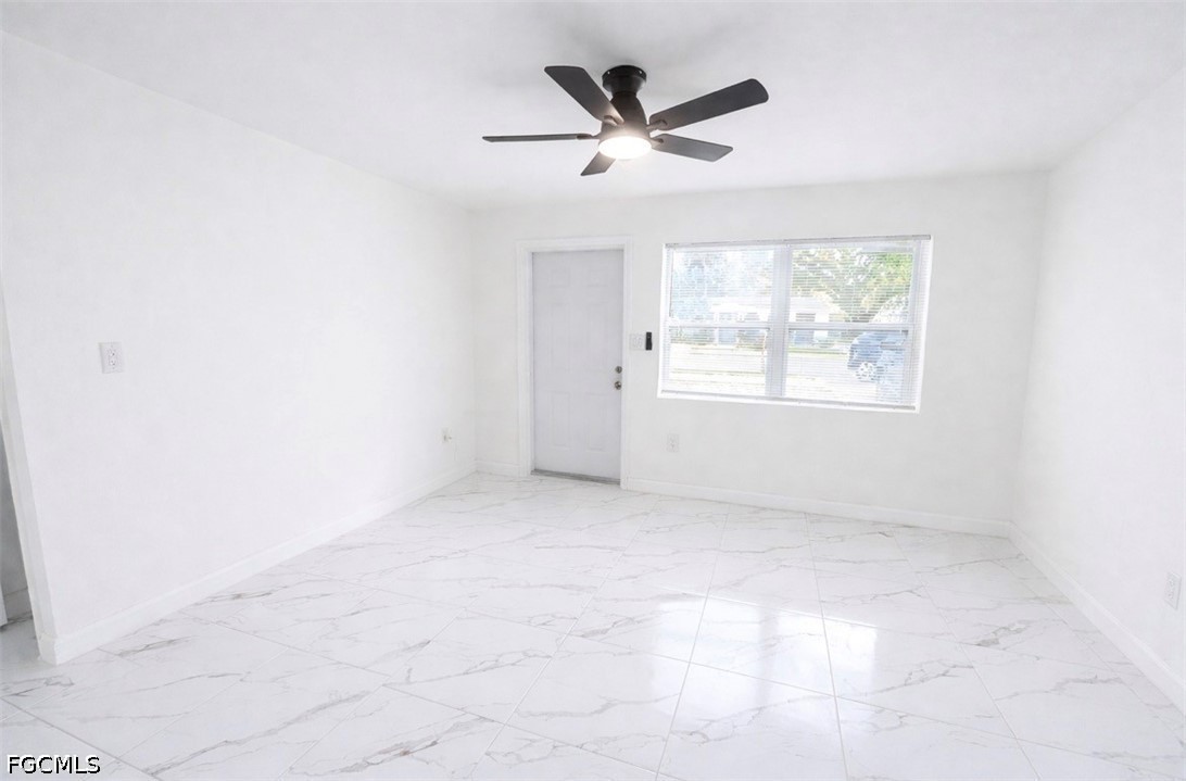 2655 Market, Fort Myers, FL 33916