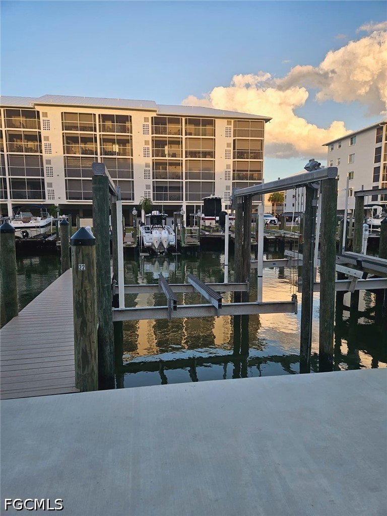 Dock