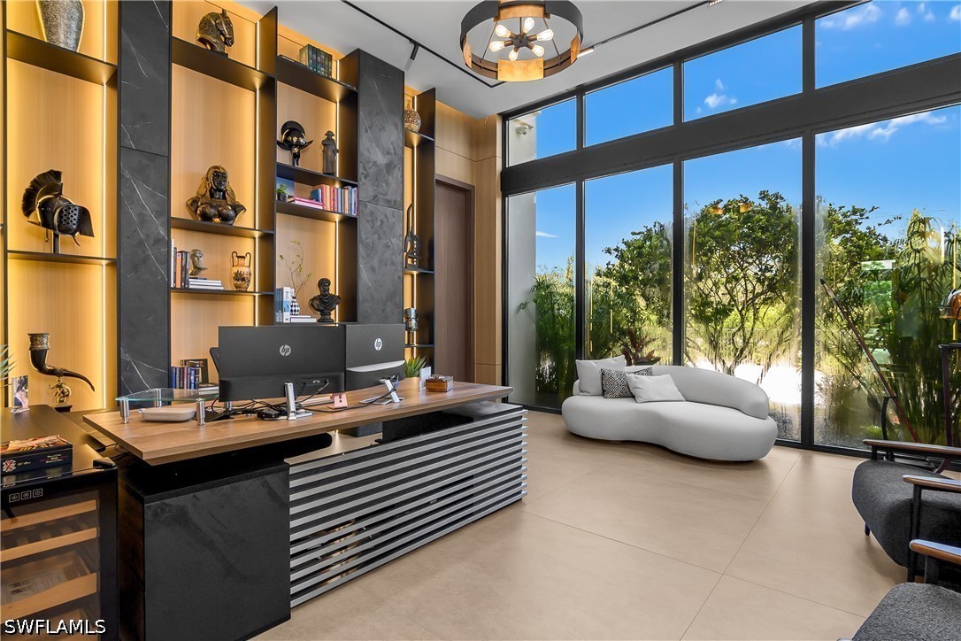 6616 Trail, Naples, FL 34108