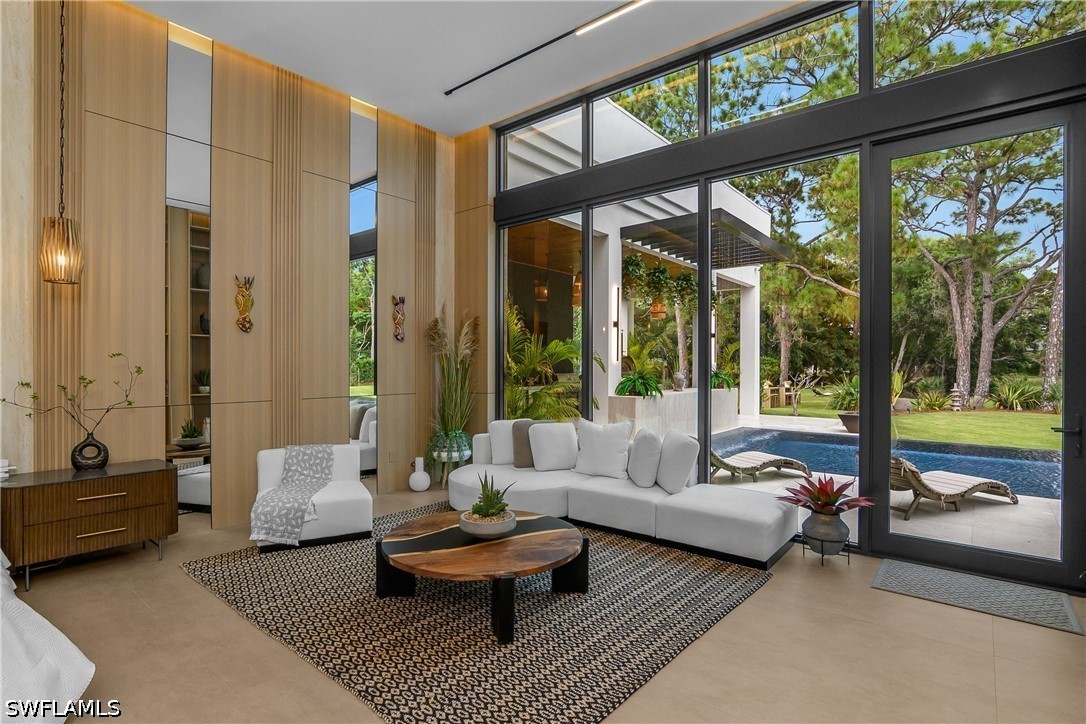 6616 Trail, Naples, FL 34108