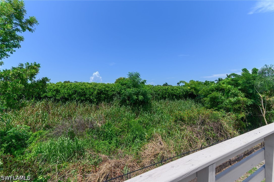 2505 Storter, Naples, FL 34112
