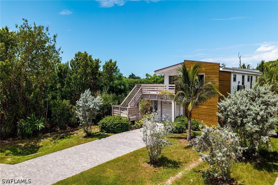 2505 Storter, Naples, FL 34112