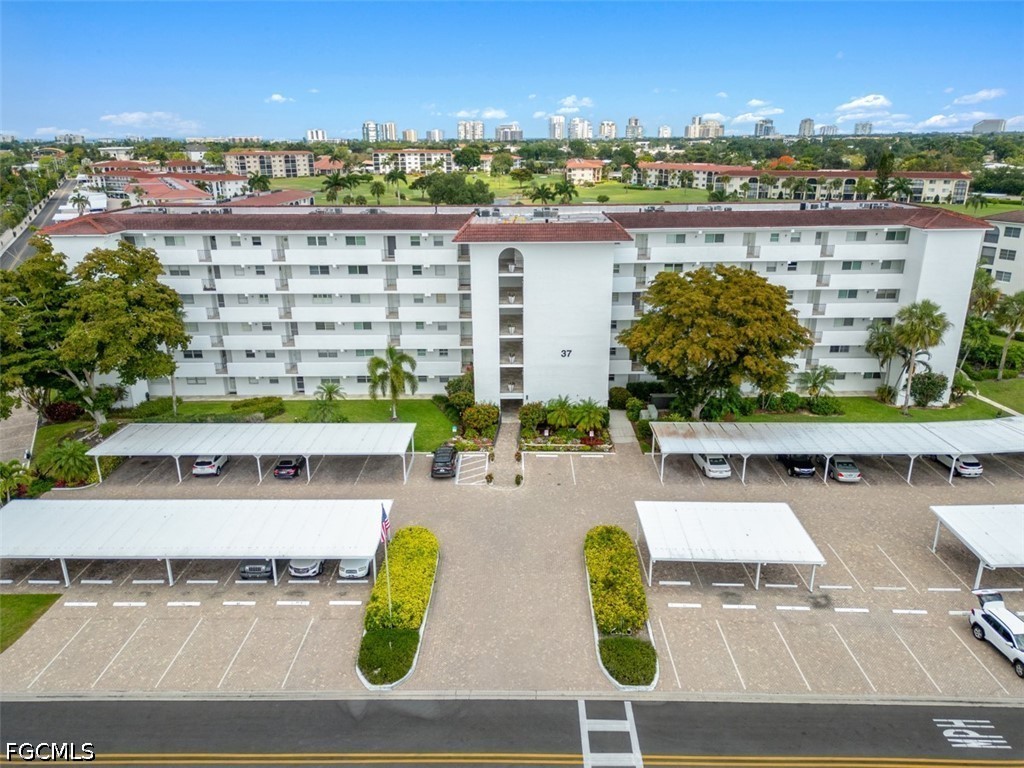 37 High Point Unit 208, Naples, FL 34103