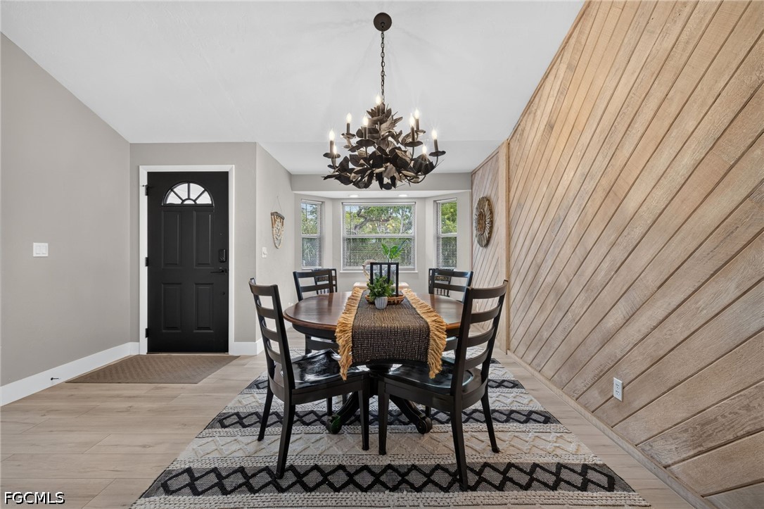 DiningArea