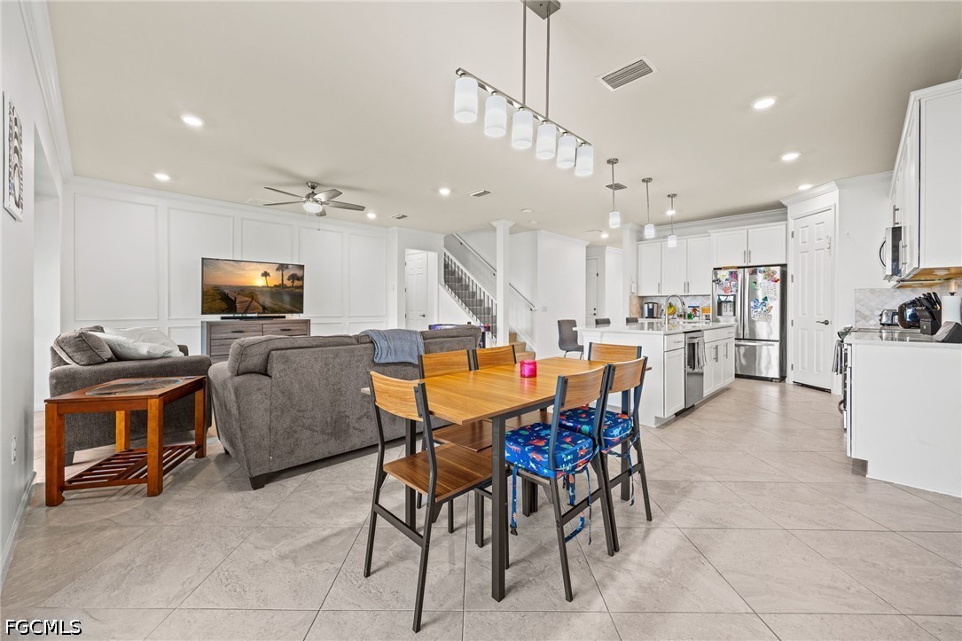 DiningArea