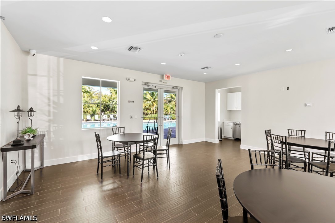 DiningArea