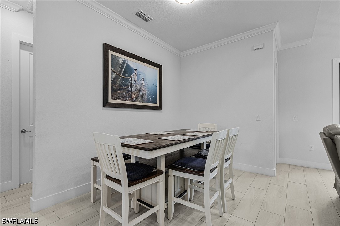 DiningArea