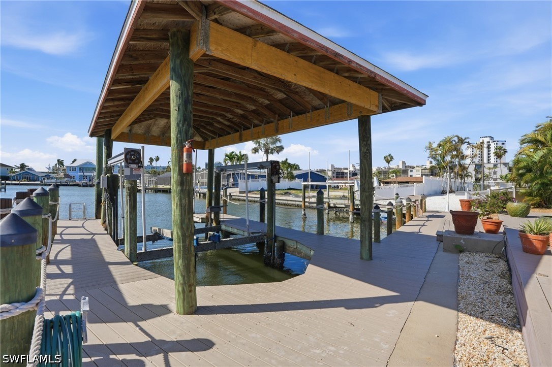 Dock