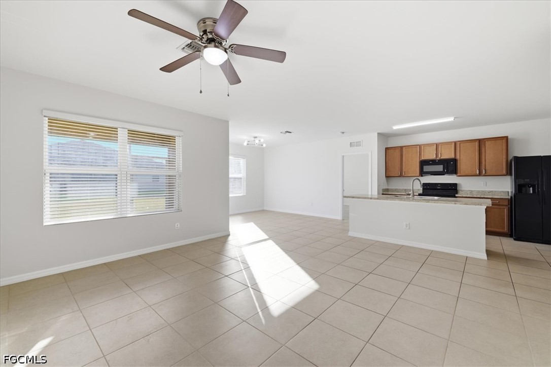 226 9th, Cape Coral, FL 33909