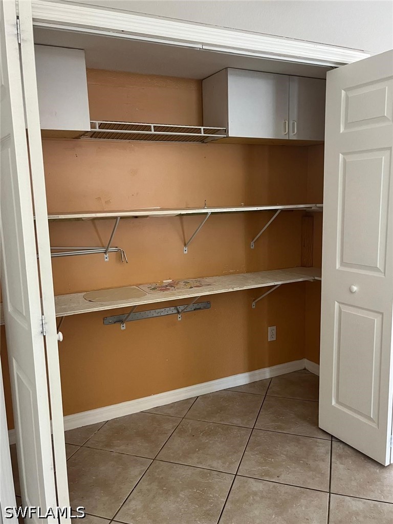 2154 50th, Naples, FL 34116