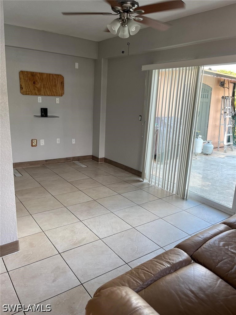 2154 50th, Naples, FL 34116