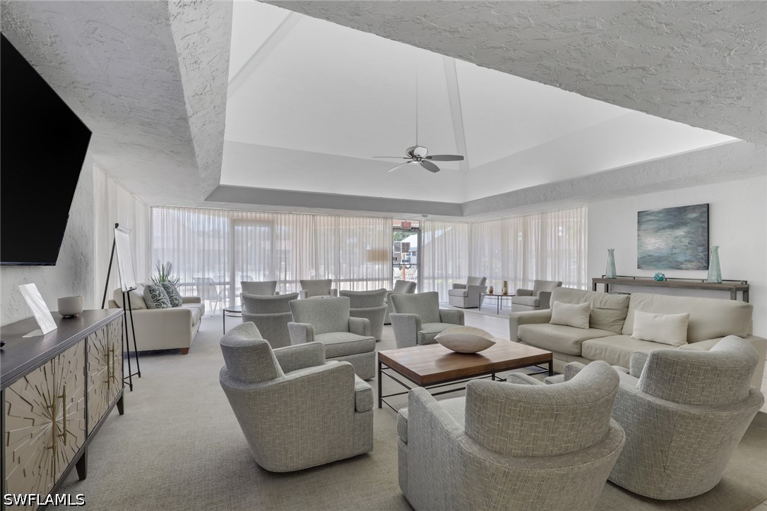 200 Forest Lakes Unit 108, Naples, FL 34105