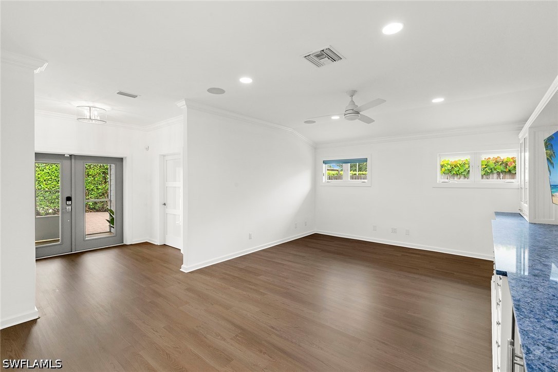 1128 Hilltop, Naples, FL 34103