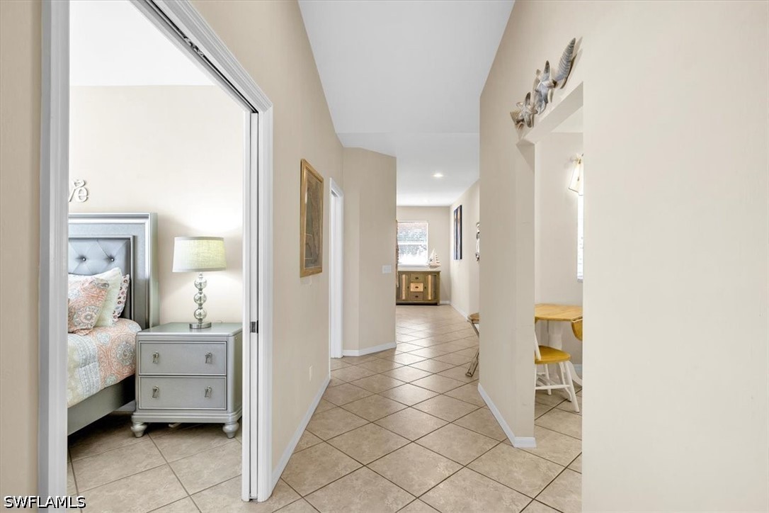 250 Robin Hood Unit 202, Naples, FL 34104