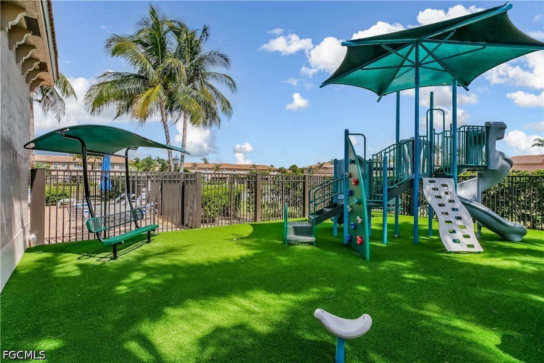 3800 Clearbrook, Fort Myers, FL 33966
