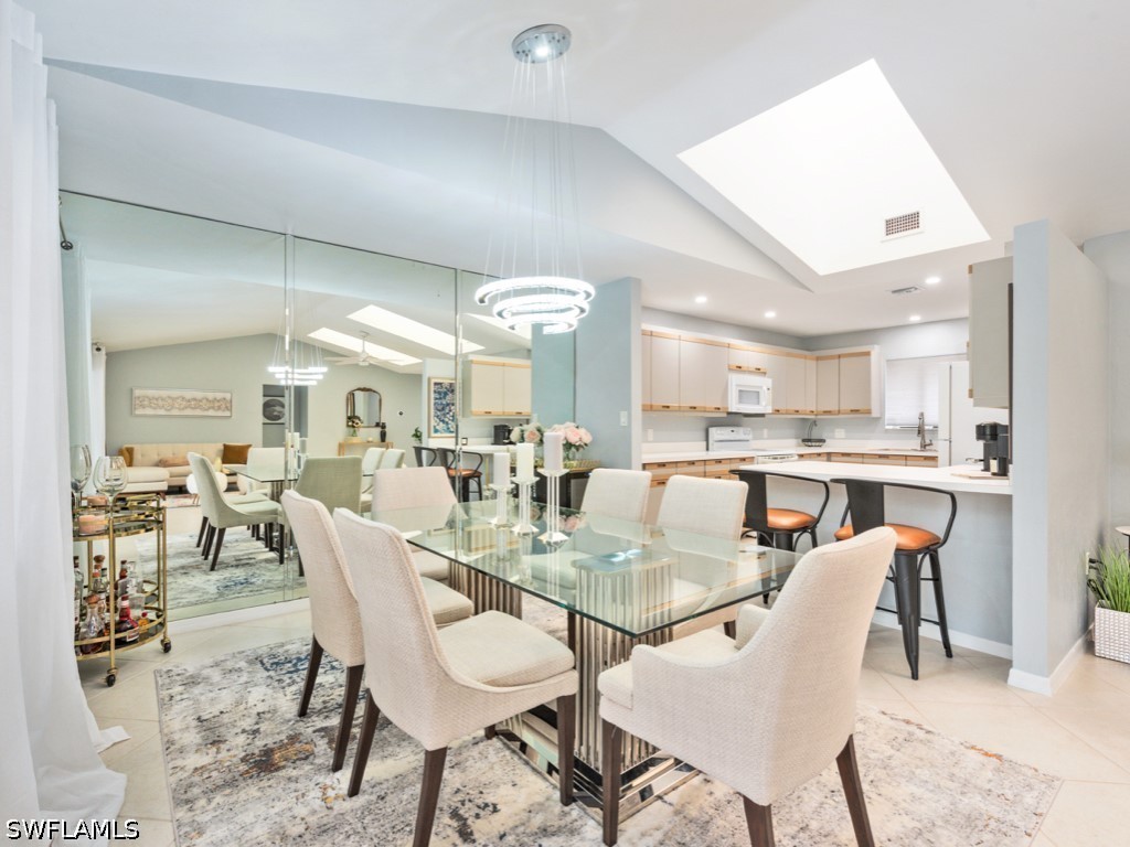 DiningArea