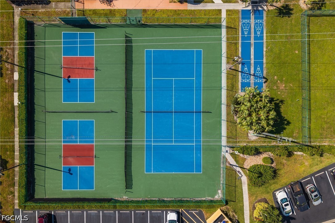 TennisCourt