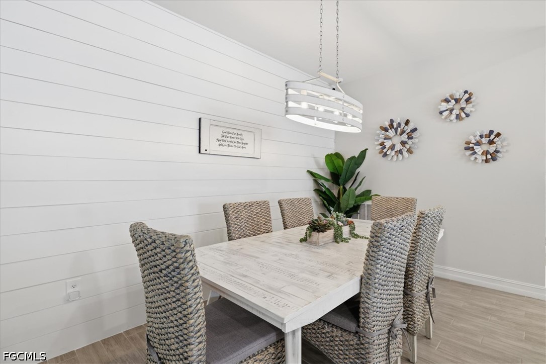 DiningArea