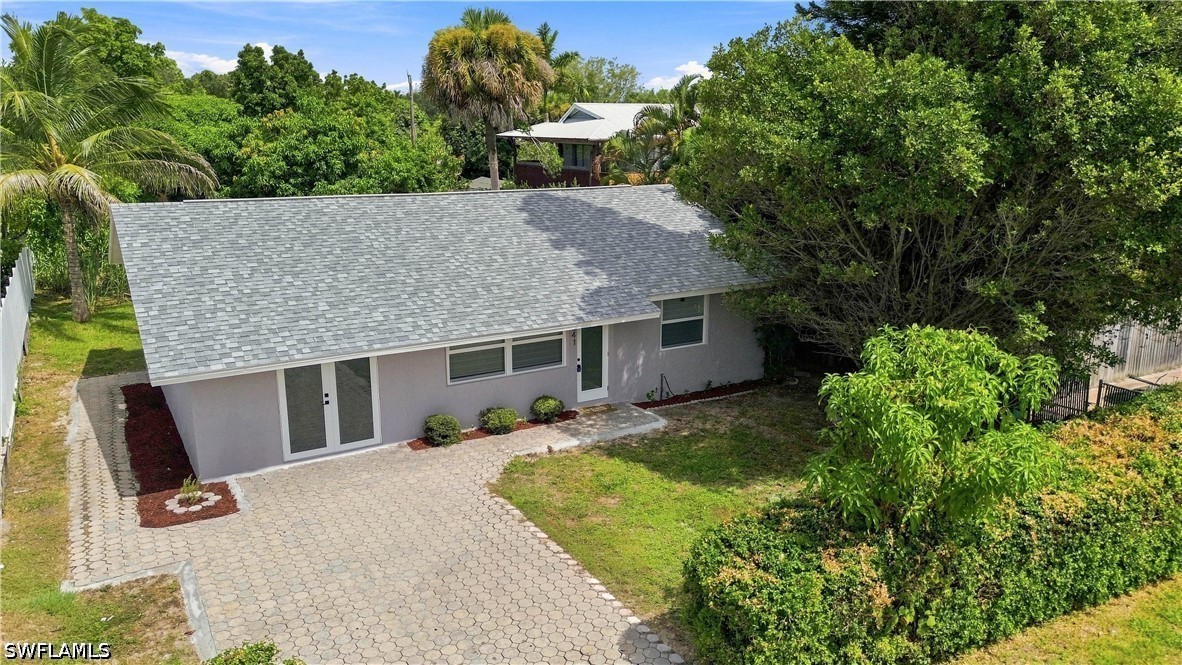 5341 Martin, Naples, FL 34113