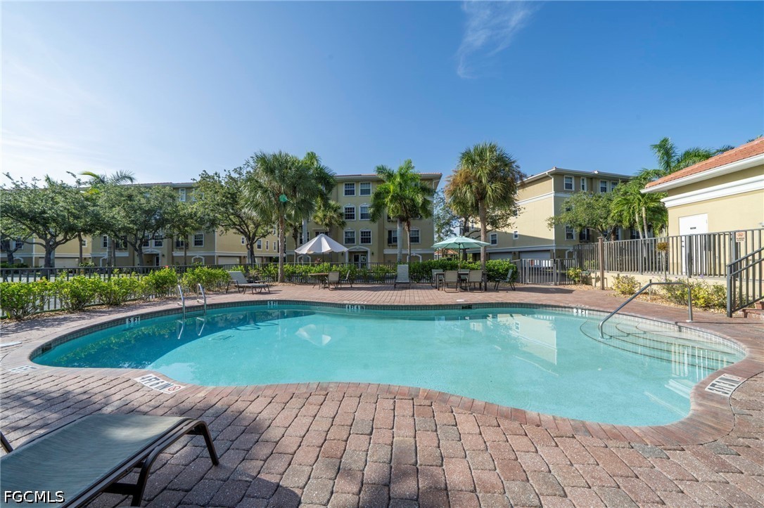 10041 Lake Cove Unit 202, Fort Myers, FL 33908