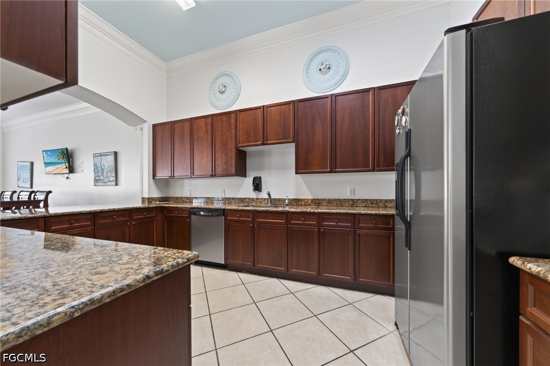 10041 Lake Cove Unit 202, Fort Myers, FL 33908