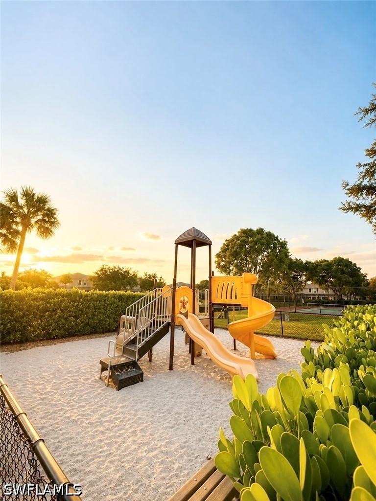15338 Summit Place Unit 163, Naples, FL 34119