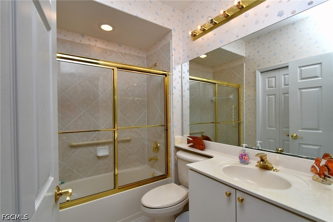2097 Oxford Ridge, Lehigh Acres, FL 33973