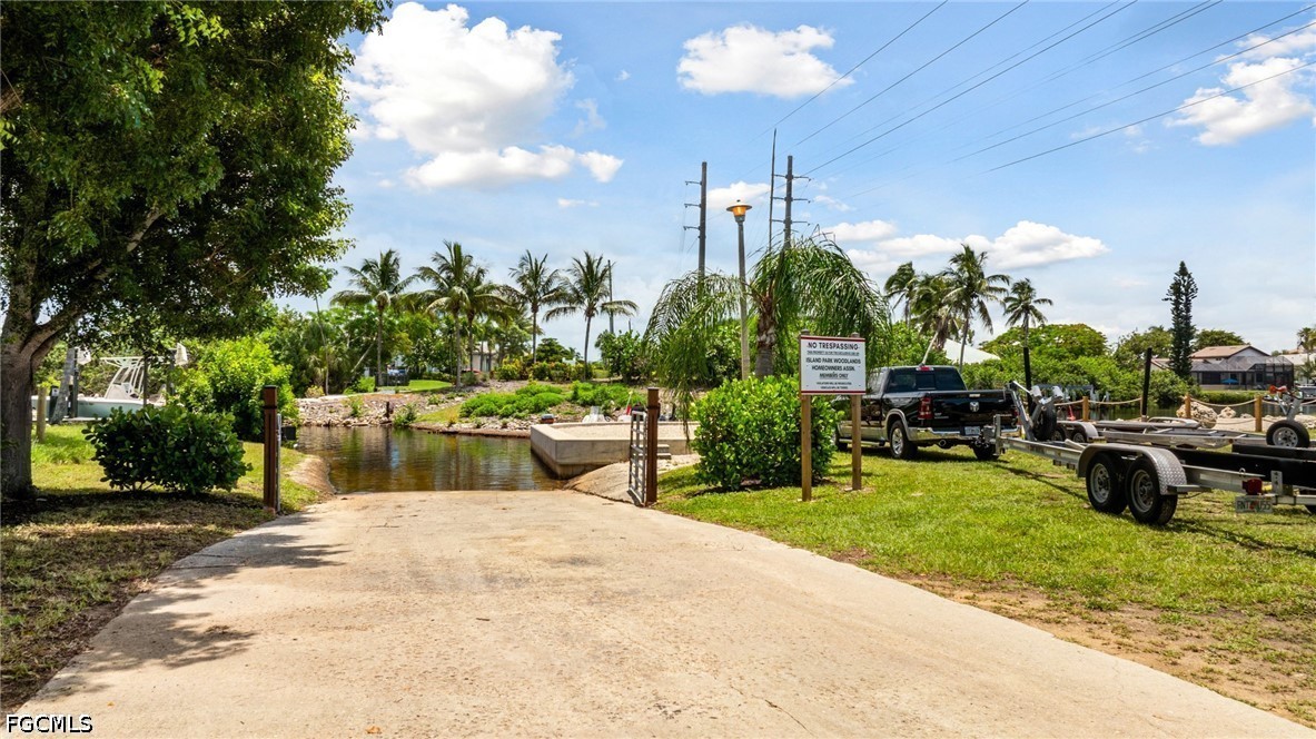 6037 Birnam Wood, Fort Myers, FL 33908