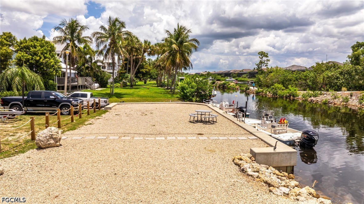 6037 Birnam Wood, Fort Myers, FL 33908