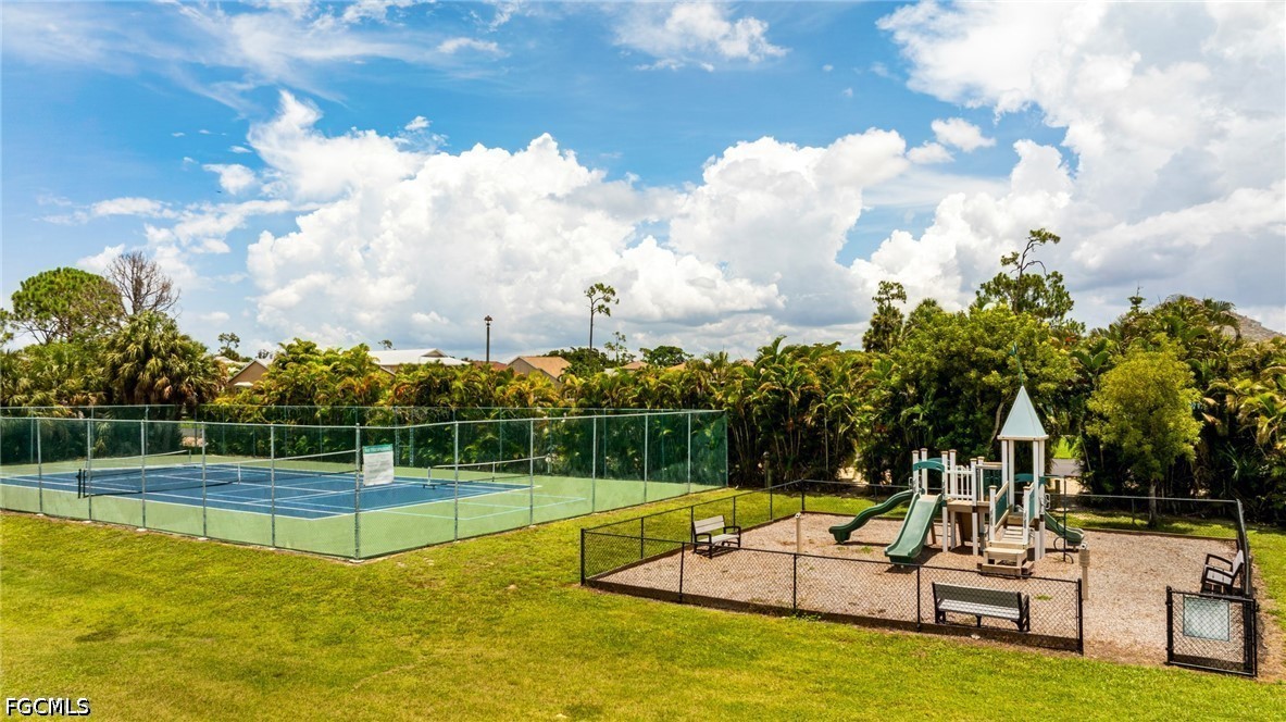 6037 Birnam Wood, Fort Myers, FL 33908