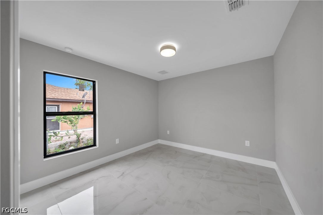 2507 39th, Lehigh Acres, FL 33976