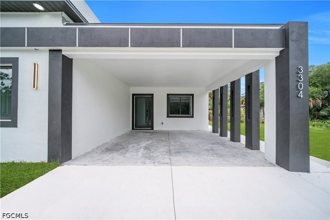 3304 15th, Lehigh Acres, FL 33972