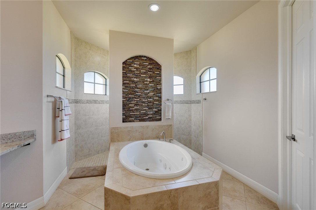 4635 32nd, Cape Coral, FL 33993