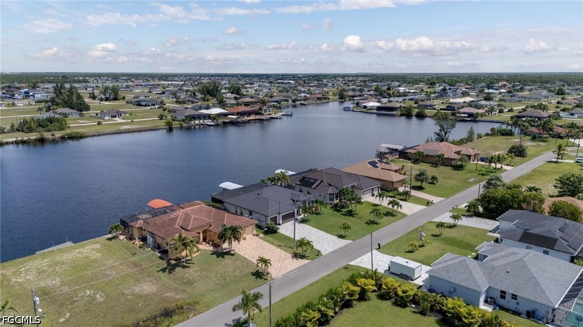 4635 32nd, Cape Coral, FL 33993