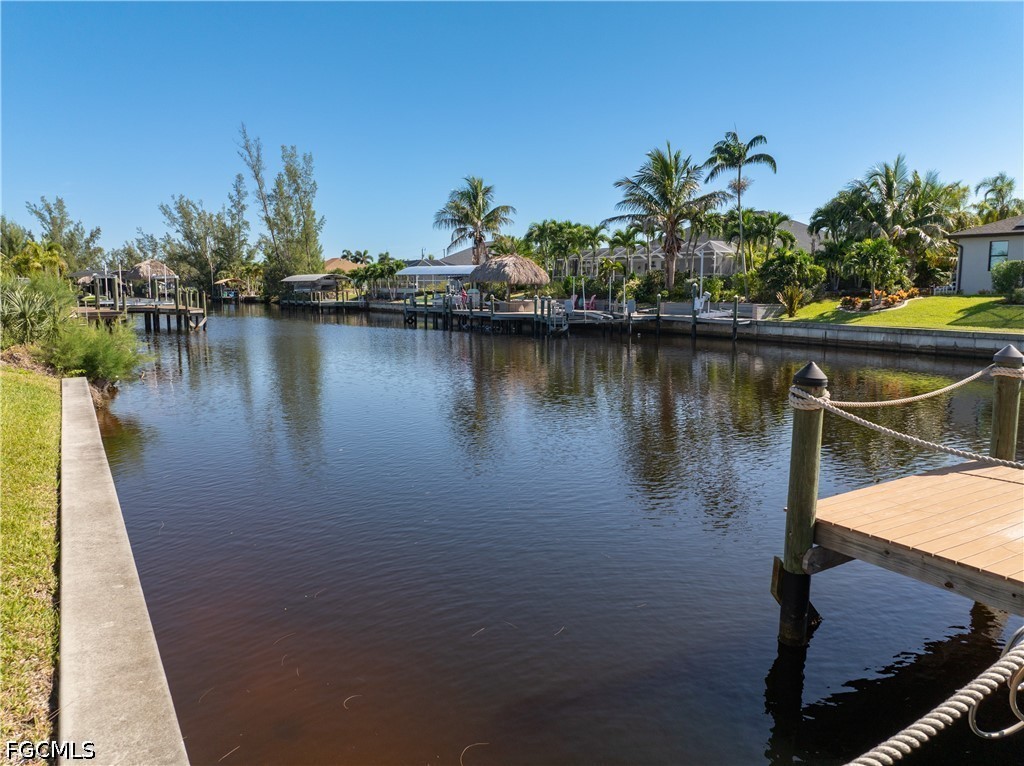Dock