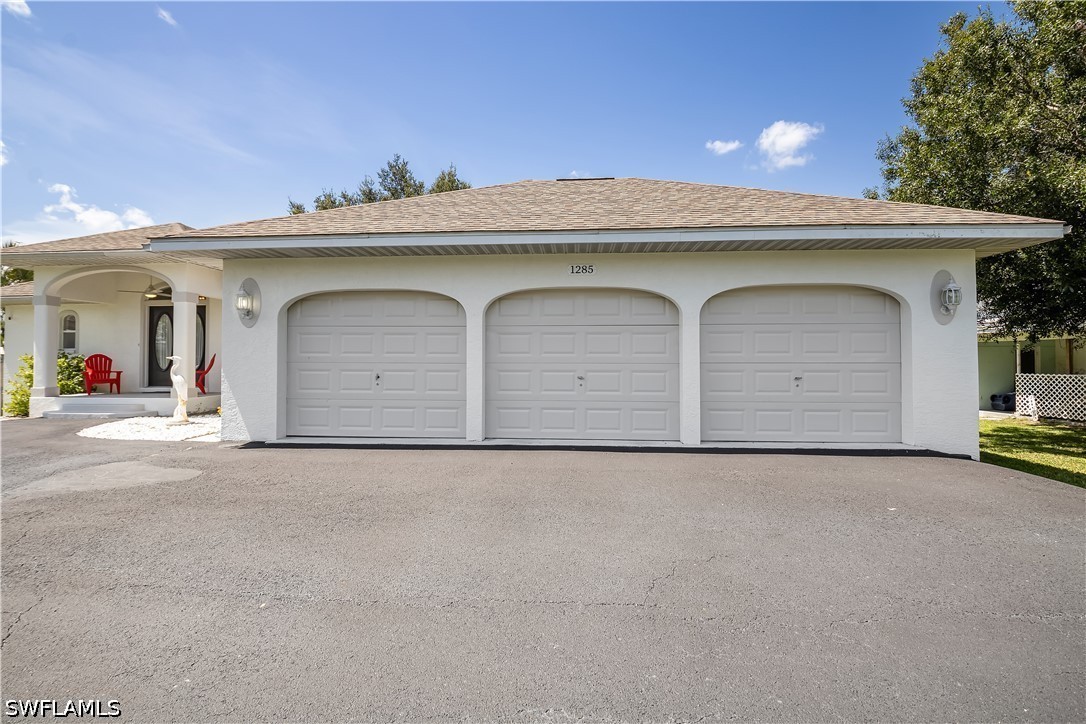 1285 Driftwood, North Fort Myers, FL 33903