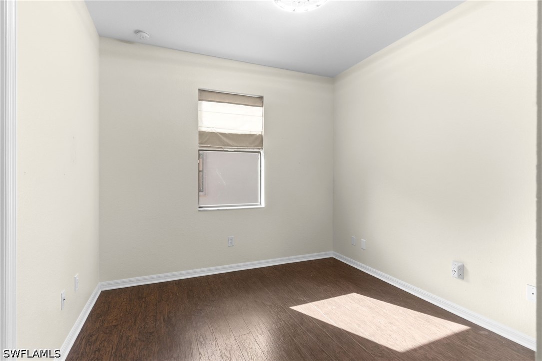 11068 Cherry Laurel Dr., Fort Myers, FL 33912