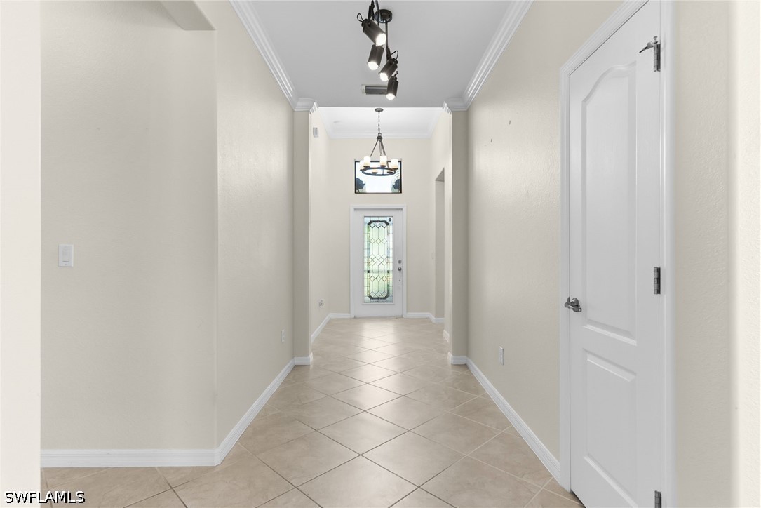 11068 Cherry Laurel Dr., Fort Myers, FL 33912