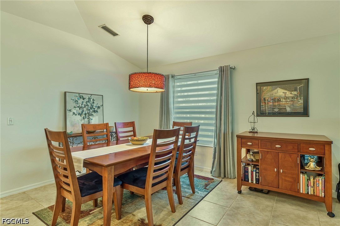 DiningArea