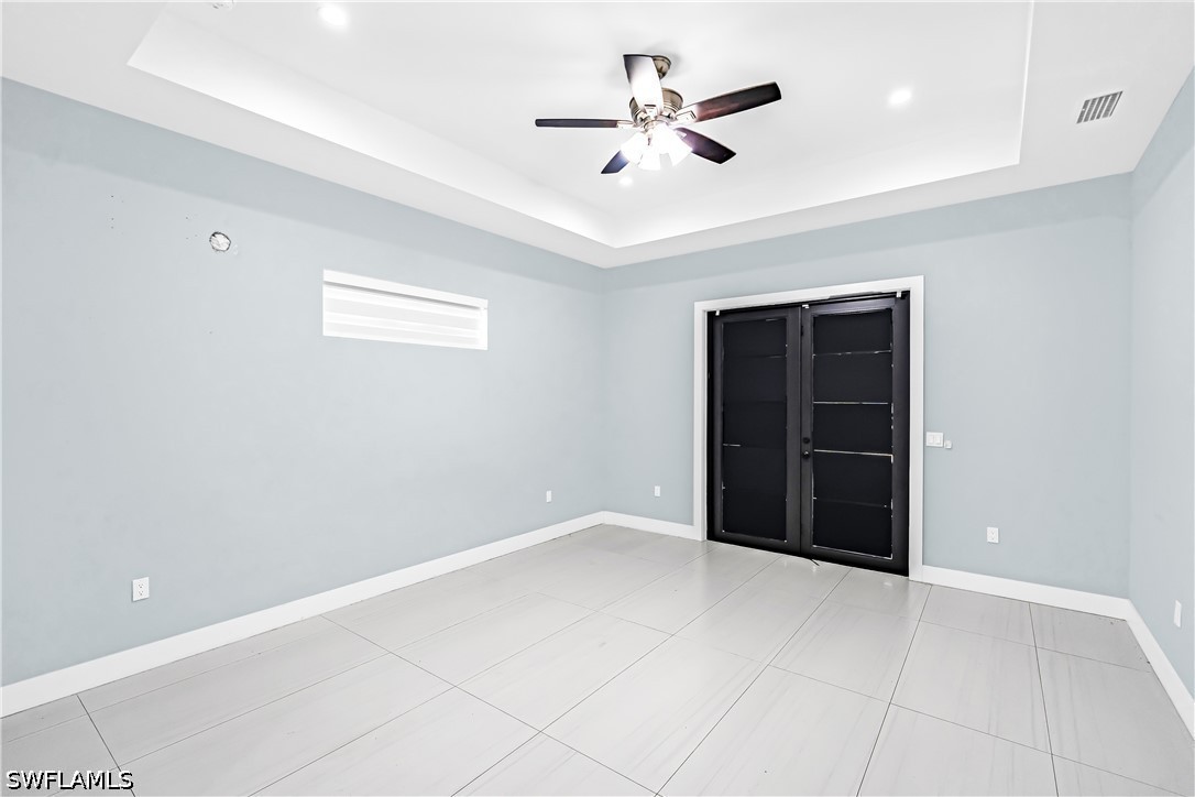 3677 8th, Naples, FL 34120