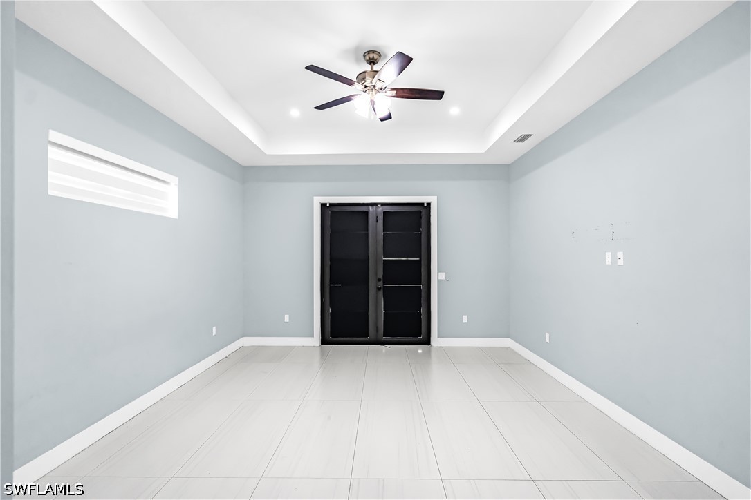 3677 8th, Naples, FL 34120