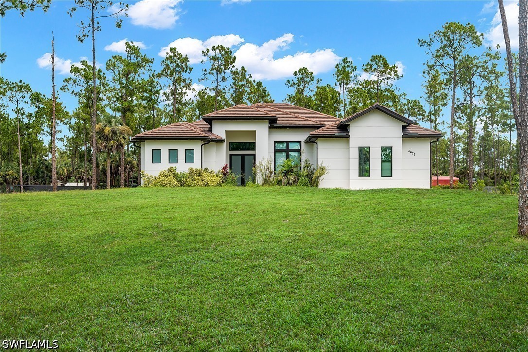 3677 8th, Naples, FL 34120